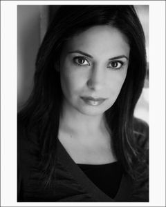 Ghizala Avan interpreta Rukhsana Khan