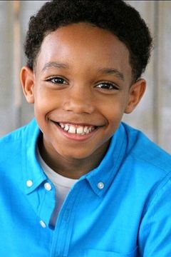 Peyton Jackson interpreta Kai Taylor