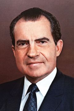 Richard Nixon interpreta Self (archive footage)