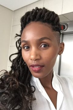 Avumile Qongqo interpreta Nandi