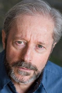 John Bluethner interpreta Professor