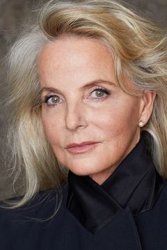 Jocelyn Jones interpreta Miki