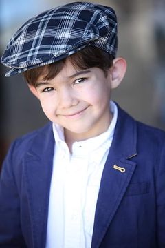 Ethan Maher interpreta Boy on Plane