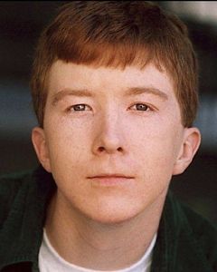 Curt Youngberg interpreta Kid