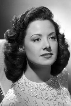 Carol Forman interpreta Mrs. Henry Roberts (uncredited)