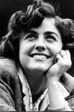 Betsy Brantley interpreta Diane
