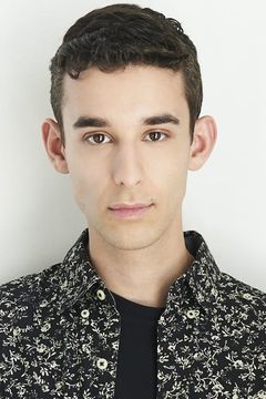 Matthew Isen interpreta Jax Gardner