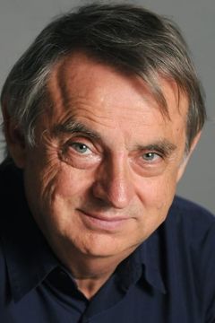 Jean-Claude Bolle-Reddat interpreta Cemetary warden
