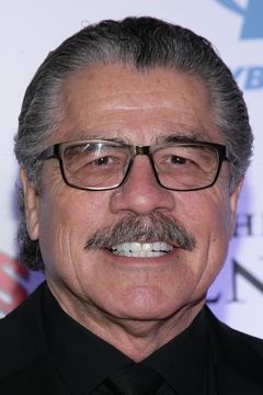 Jacob'Stitch' Duran interpreta Stitch