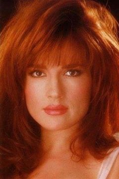 Tylyn John interpreta Redhead