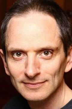 Arthur Holden interpreta McGuire