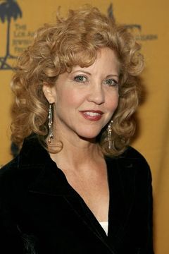 Nancy Allen interpreta Midge