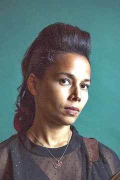 Rhiannon Giddens interpreta Juke Joint Musician #4