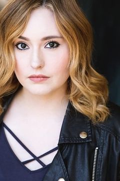 Jillian Clare interpreta Crying Girl in Tram (uncredited)