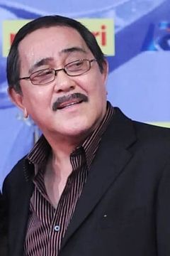 Frans Tumbuan interpreta General