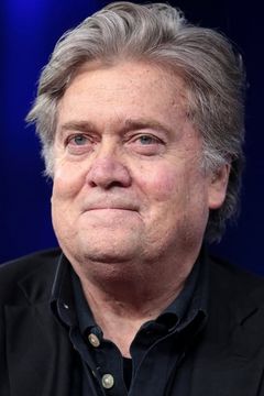 Steve Bannon interpreta Self