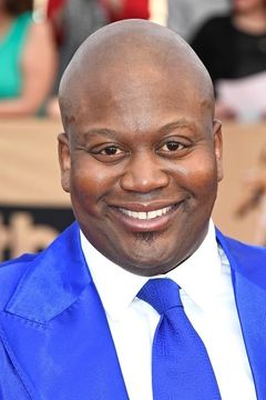 Tituss Burgess interpreta Reverend Dr. James Cleveland