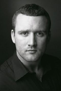Rory Nolan interpreta Lieutenant Collins