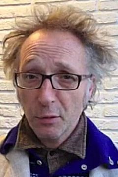 Bas Teeken interpreta Sjoerd de Wit