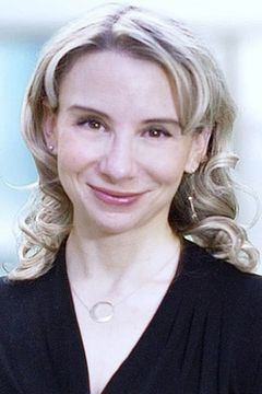 Sarah Saltzberg interpreta Christmas Caroler