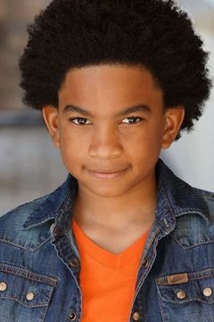 Andre Robinson interpreta Additional Voices (voice)