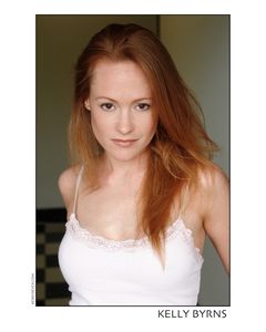 Kelly Byrns interpreta Grieving Co-worker (uncredited)