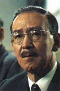 Hisao Toake interpreta Osamu Hattori