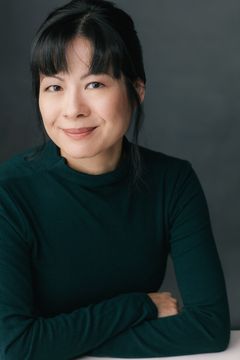 Winnie Hung interpreta Cissy