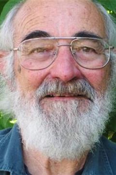 John Flaus interpreta Sallay