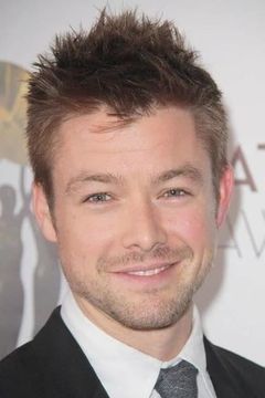 Cole Williams interpreta Squirrelly