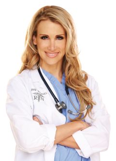 Jamie Sue Sherrill interpreta Surgical Nurse