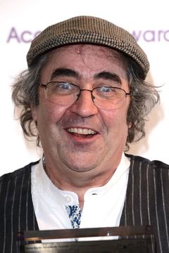 Danny Baker interpreta Radio London DJ