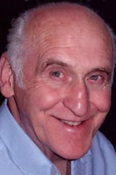 Frank Dunne interpreta Bishop