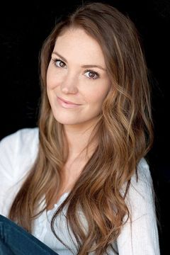 Brittany Drisdelle interpreta Megan