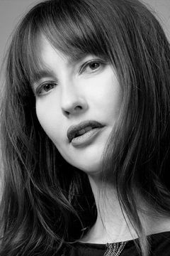Alexia Landeau interpreta Comtesse de la Londe