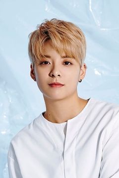 Amber Liu interpreta Jojo Raccoon (voice)