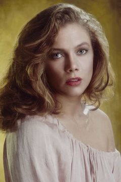 Kathleen Turner interpreta Beverly Sutphin