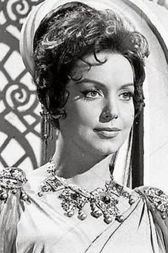 Barbara Carroll interpreta'Miss February' in'Beautiful Girl' Segment (uncredited)
