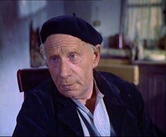 Harold Scott interpreta Severin (uncredited)