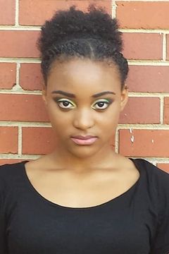 Jasmine Bolton interpreta Zoo Kid (uncredited)