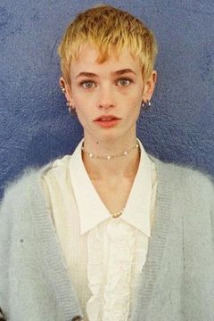 Esther-Rose McGregor interpreta Young Martha