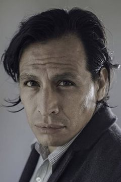 Gerardo Taracena interpreta Executive Adjutant