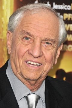 Garry Marshall interpreta Rigfort