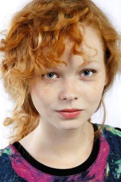 Anna Linhartová interpreta Amy