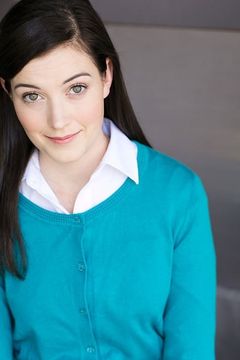 Jessica McKenna interpreta Aqualad (voice)
