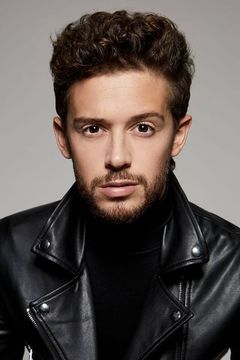 Ruggero Pasquarelli interpreta Federico Guevara
