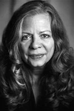 Michelle Newell interpreta Real Estate Lady
