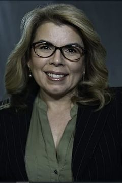 Marilyn Ghigliotti interpreta Veronica Loughran