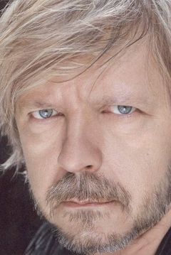 Renaud interpreta Zéro