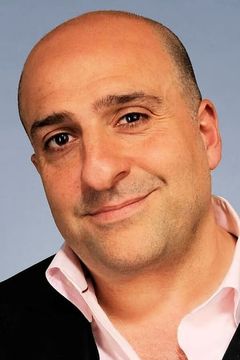 Omid Djalili interpreta Harlequin